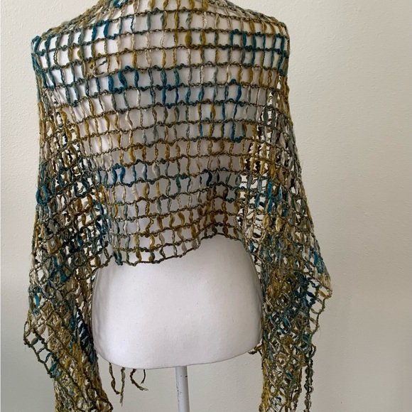 Scarf - Picture 2 of 7